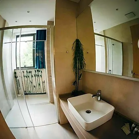 Verso Hotel Mostar